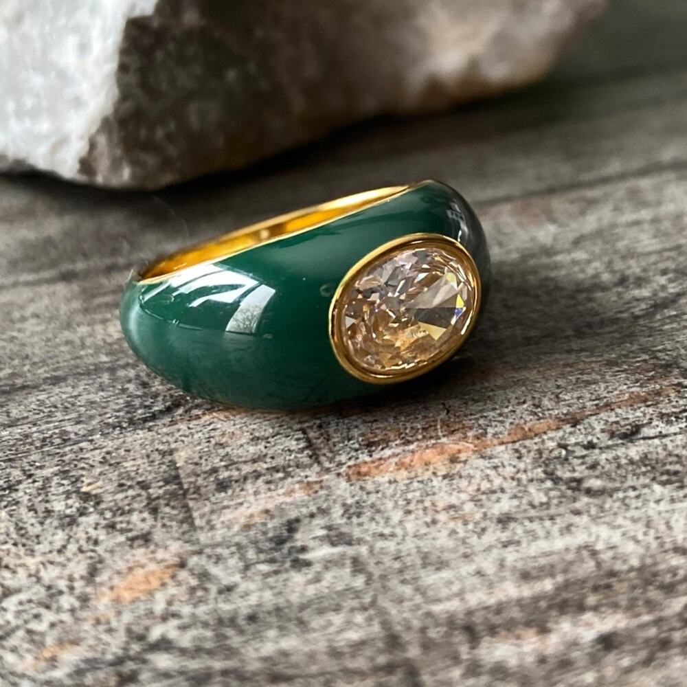 NEW Green Enamel And Rhinestone Cocktail Ring - Picture 8 of 12